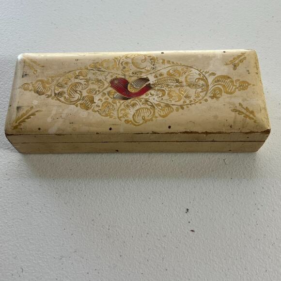 Victorian Antique Painted Wood Hinged Box Gilded 7.5"x3"x1.5" - Picture 2 of 12